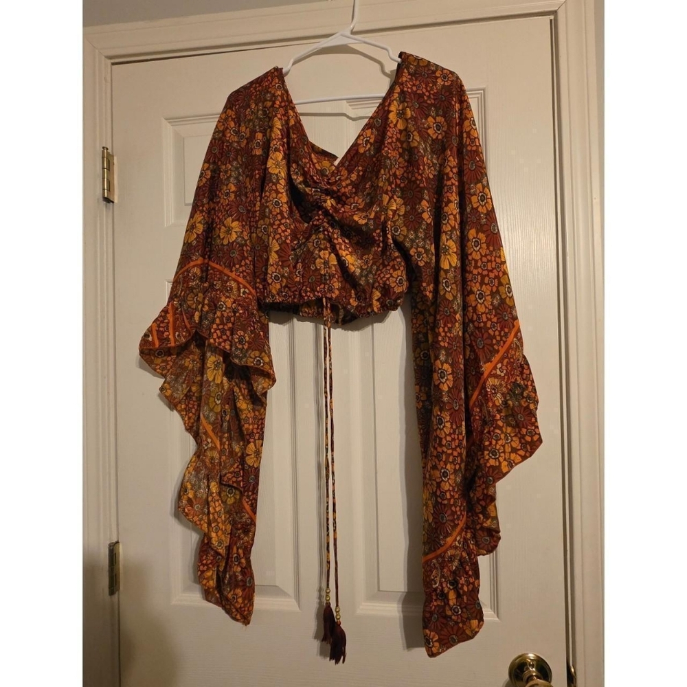 GardenBelle Organics Flowy Dramatically Large Bell Sleeve Blouse